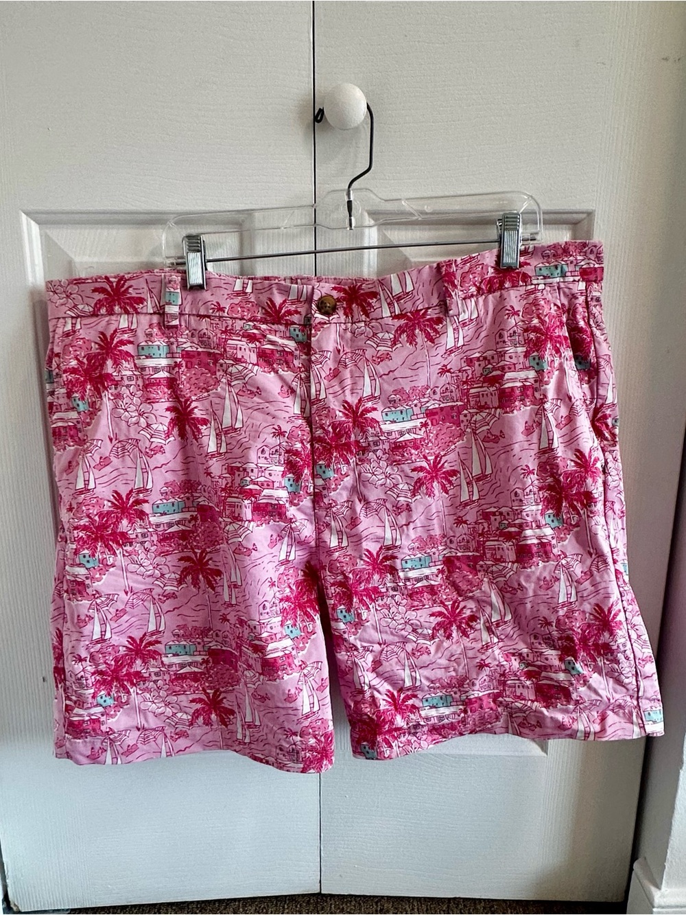 Vineyard Vines Pink Tropical Print Men’s Shorts
